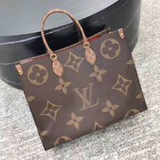 LOUIS VUITTON 루이비통 온더고 토트백 M44576