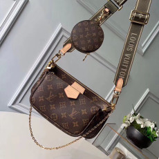 LOUIS VUITTON 루이비통 멀티 포쉐트 악세수아 M44813-3