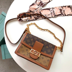 LOUIS VUITTON 루이비통 도핀 25CM  M44391신상
