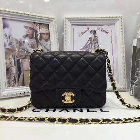 CHANEL 샤넬 쁘띠삭 연예인 미니백 금장 AS0115 17CM