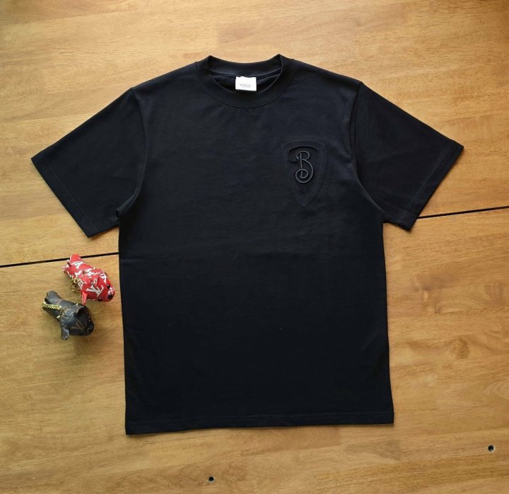 BURBERRY 버버리 쉴드 자수반팔 2COLOR