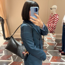 GUCCI 구찌 GG 엠블럼 미디엄 숄더백 847449 3COLOR