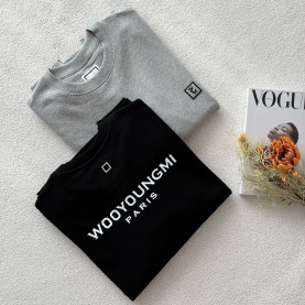 WOOYOUNGMI 우영미 자수 패치 백로고 기모 맨투맨 2COLOR