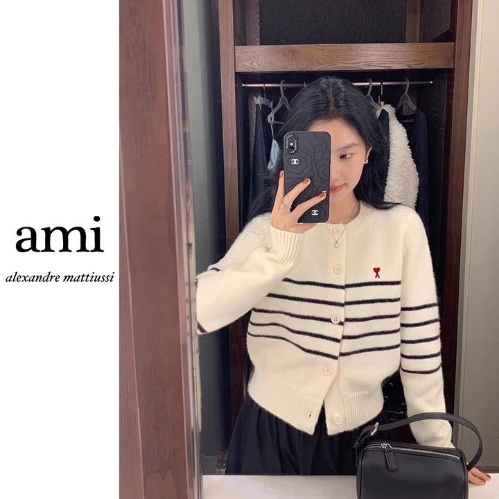 ●11월 판매 16위● AMI 아미 에이 하트 스트라이프 가디건 3COLOR