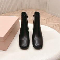 MIUMIU 미우미우 여성용 부츠 (굽높이6.5CM) M64412 2COLOR