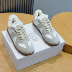 MAISON MARGIELA 메종마르지엘라 남여공용 스니커즈 M19073 2COLOR