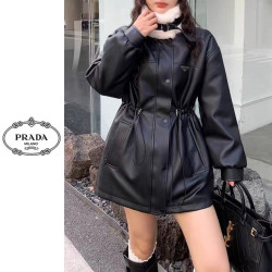 PRADA 프라다 레더 스트링 무스탕