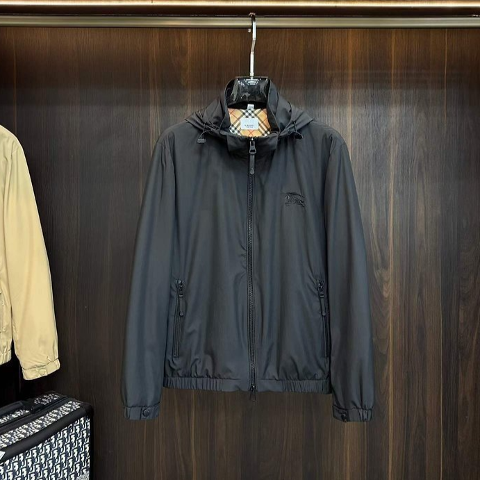 BURBERRY 버버리 기마자수 후드자켓