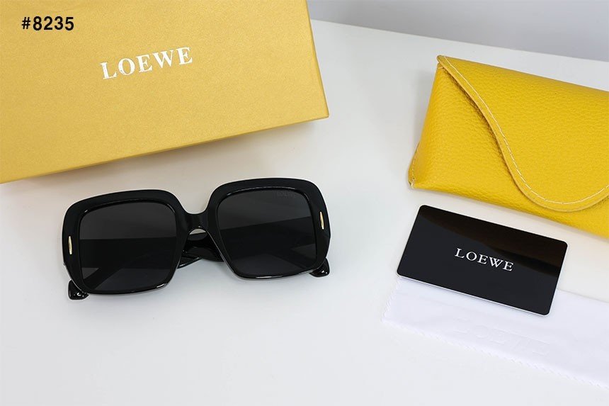 LOEWE 로에베 오버사이즈 아나그램 스퀘어 선글라스