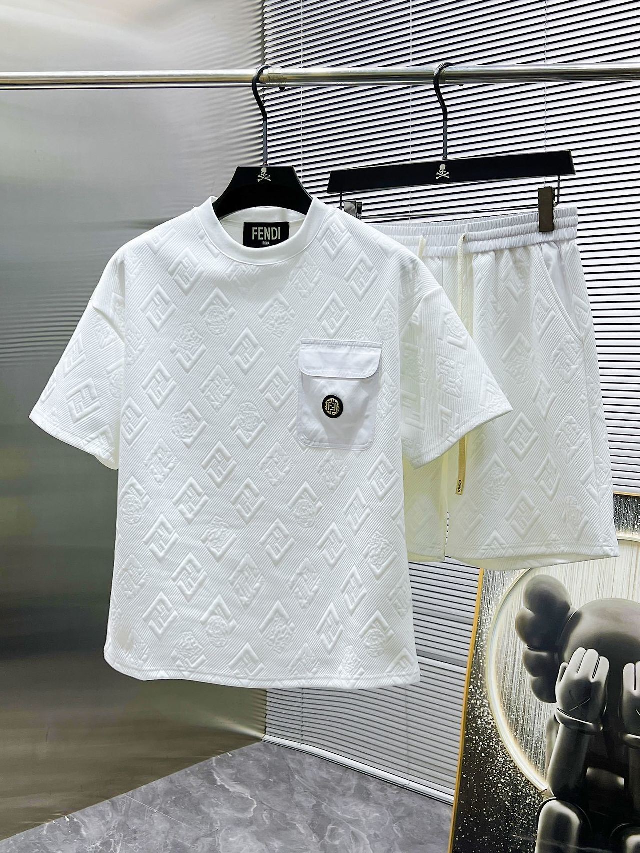 FENDI 펜디 백로고세트 59