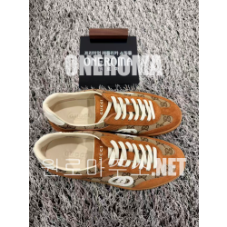 김*성 고객님 구찌 인터로킹 스웨이드 스니커즈