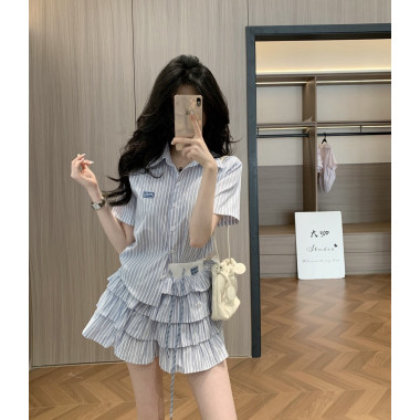 MIUMIU 미우미우 스트라이프 셔츠 & 스커트 세트 2COLOR