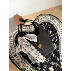 CHANEL 샤넬 버킷백 AS20110