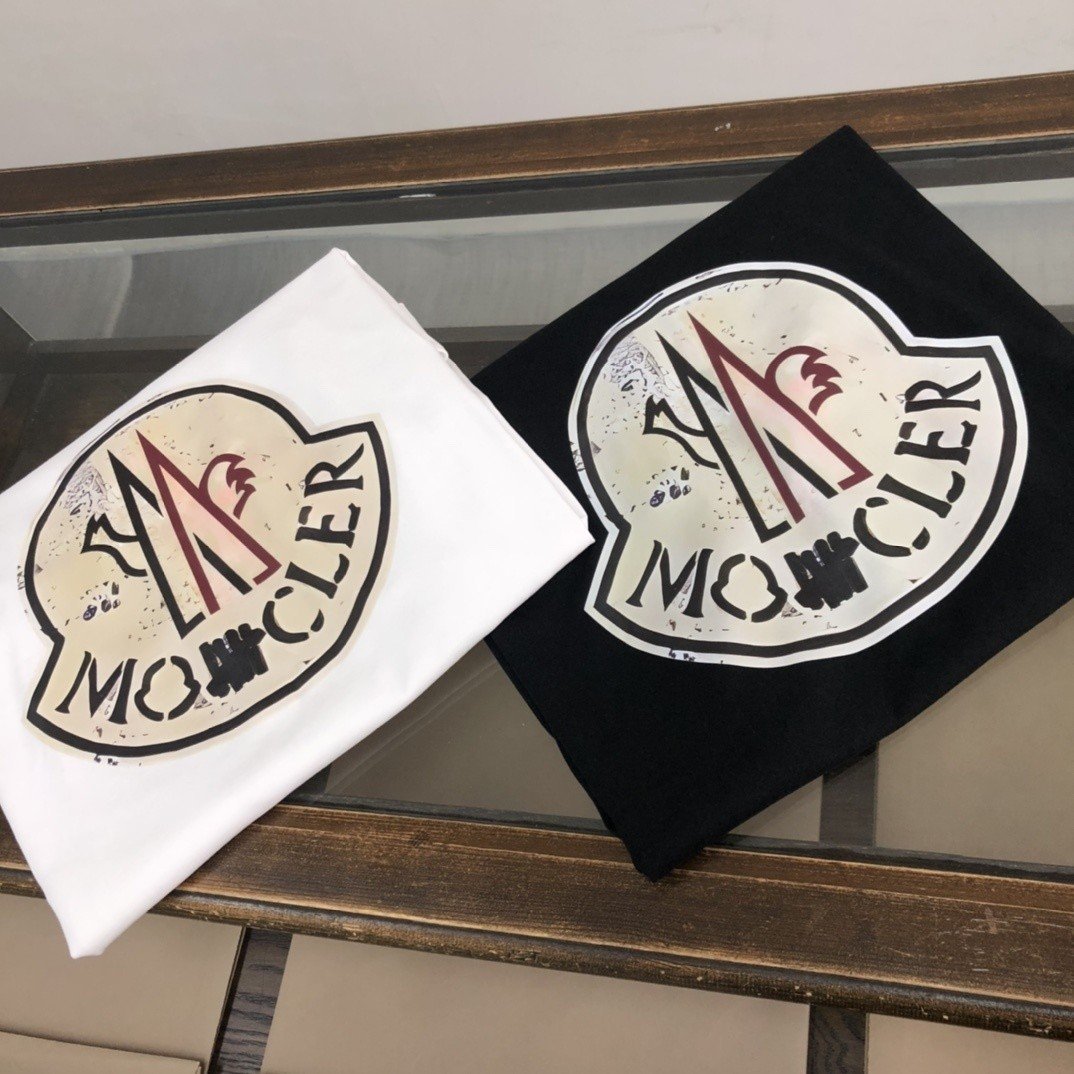 ●4월 판매 2위● MONCLER 몽클레어 레이스 빅로고 반팔 티셔츠